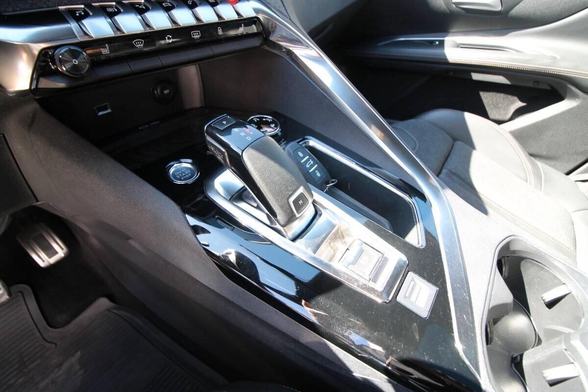 Peugeot 3008 BlueHDi 130 EAT8 GT Line 2020