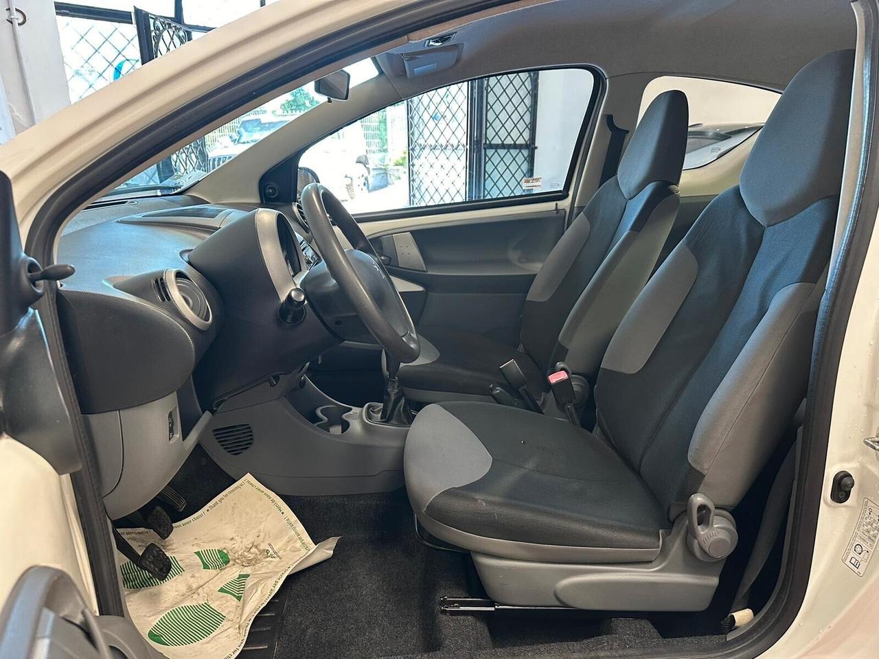 Peugeot 107 1.0 68CV 3p. Sweet Years