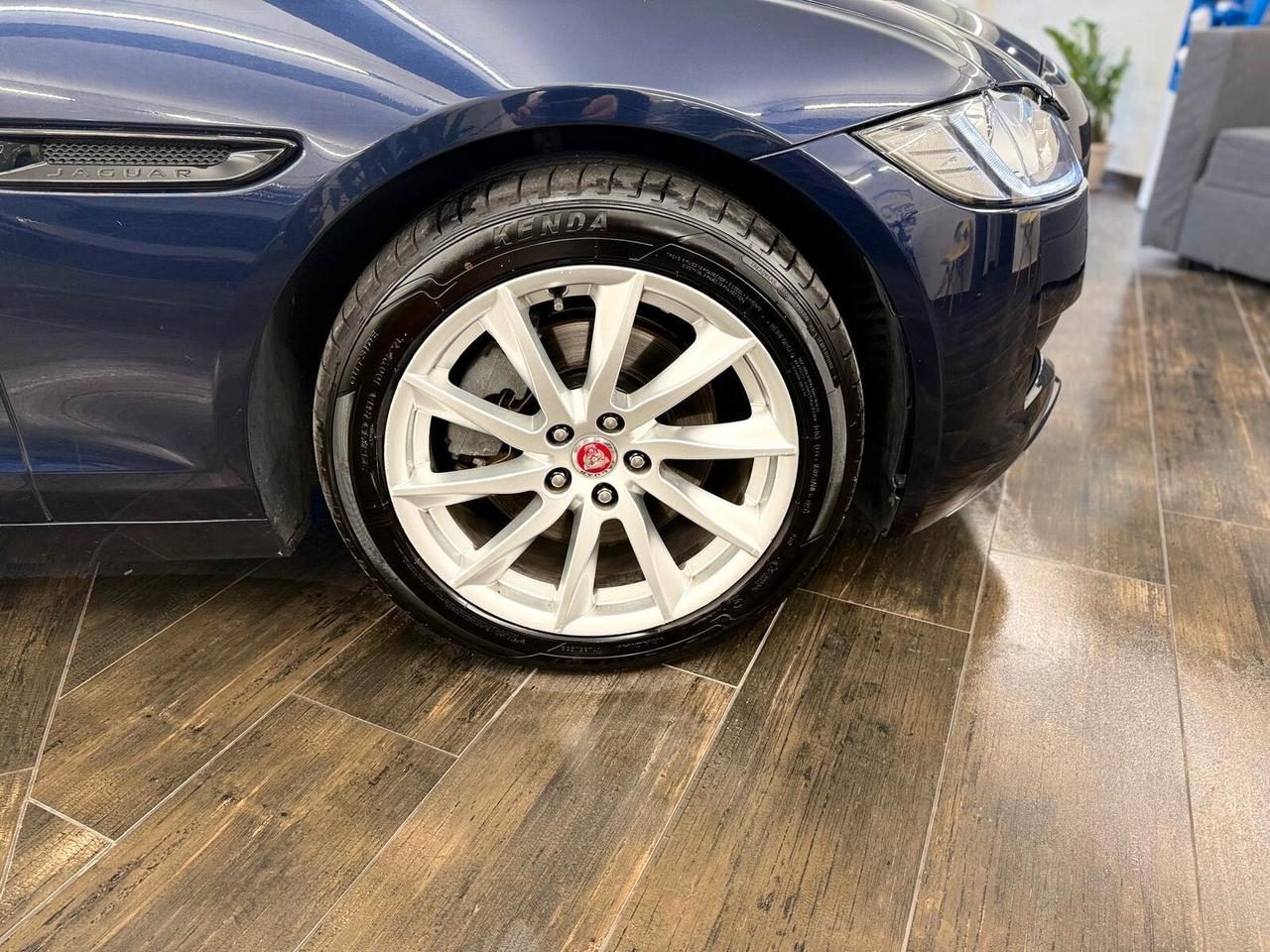 Jaguar XF 2.0 D 240 CV aut. Prestige