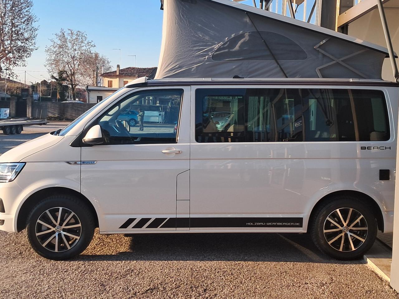VOLKSWAGEN T6 CALIFORNIA BEACH EDITION