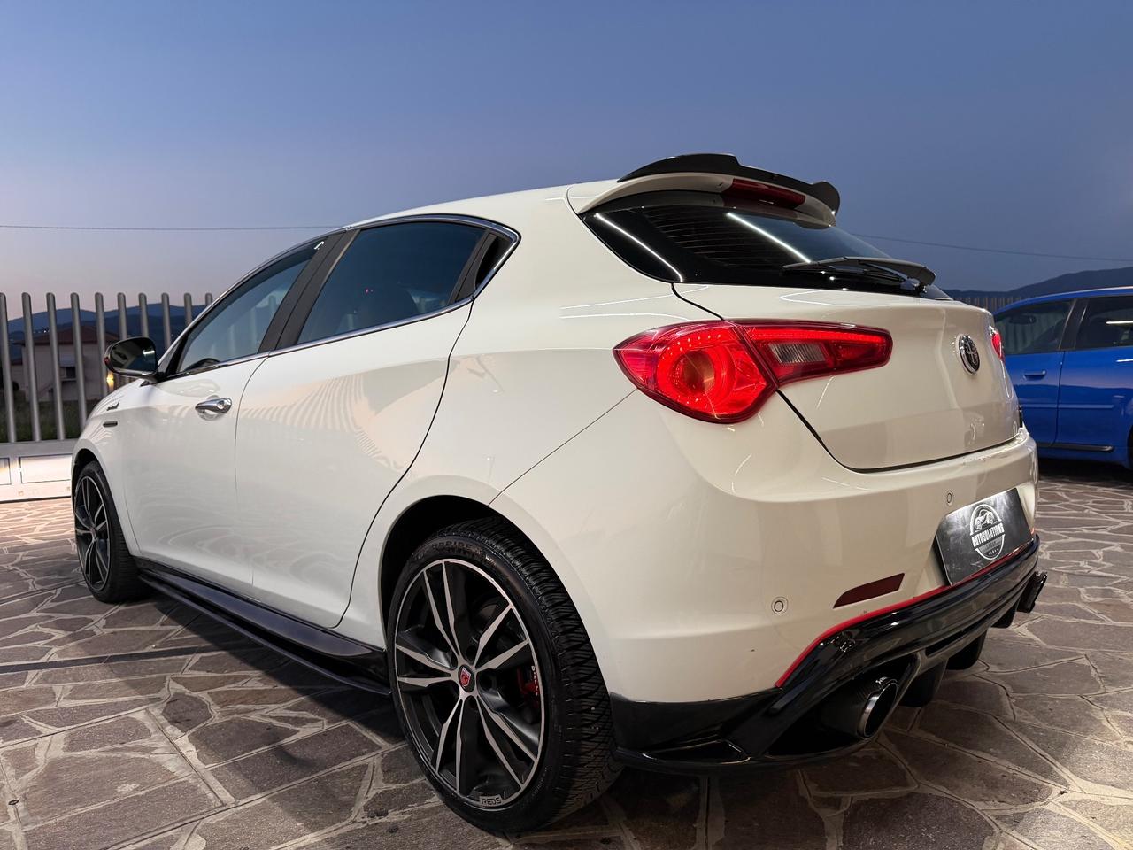 Alfa Romeo Giulietta 2.0 JTDm 170cv Automatico scarico Quadrifoglio