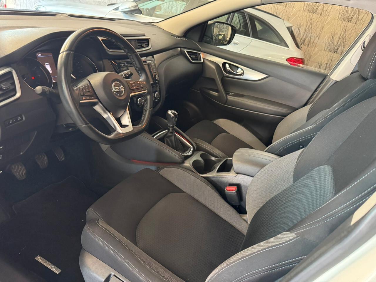 Nissan Qashqai 1.3 DIG-T 140 CV Tekna+
