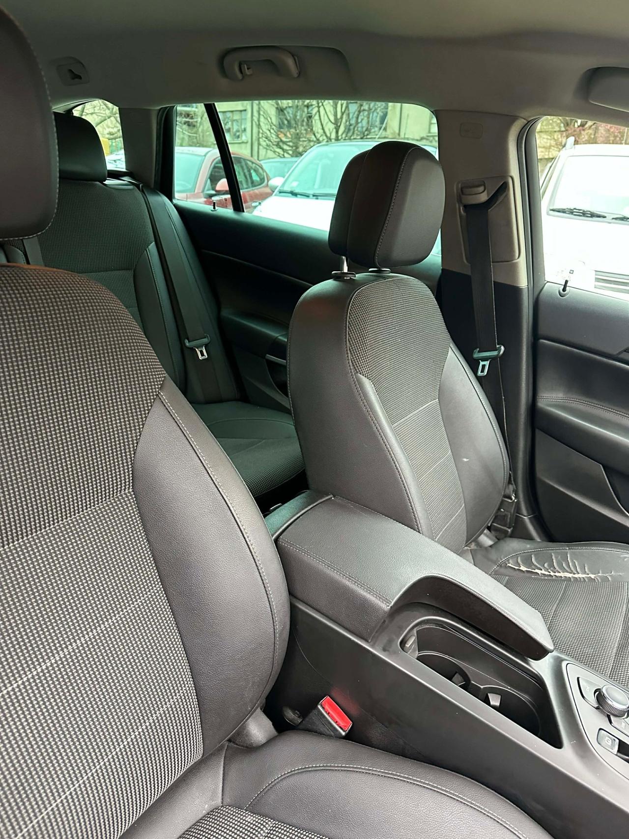 Opel INSIGNA 2.0 CDTI COSMO KMCERT GARANZ UNICOPR