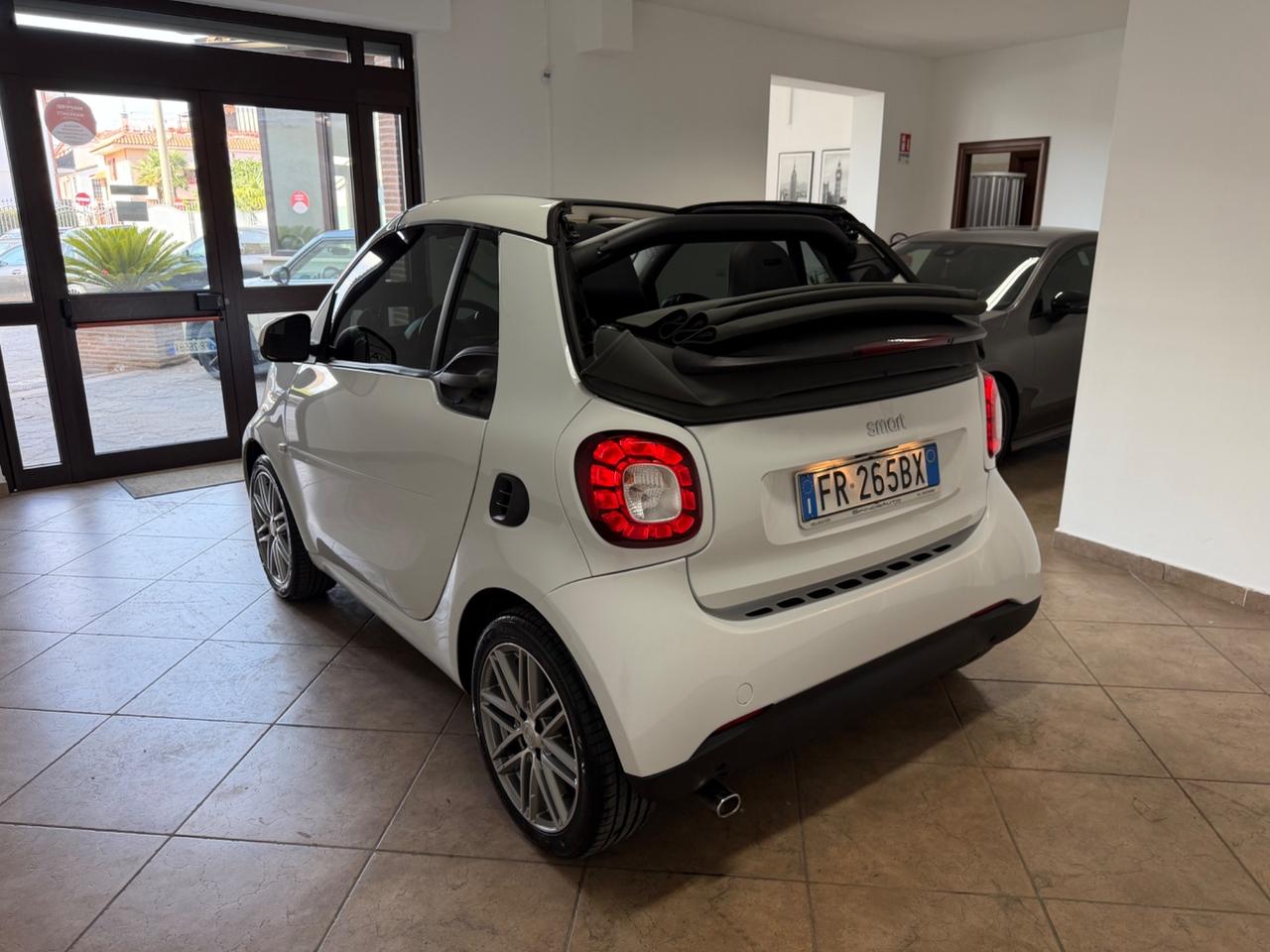 Smart ForTwo BRABUS 0.9 Turbo twinamic cabrio