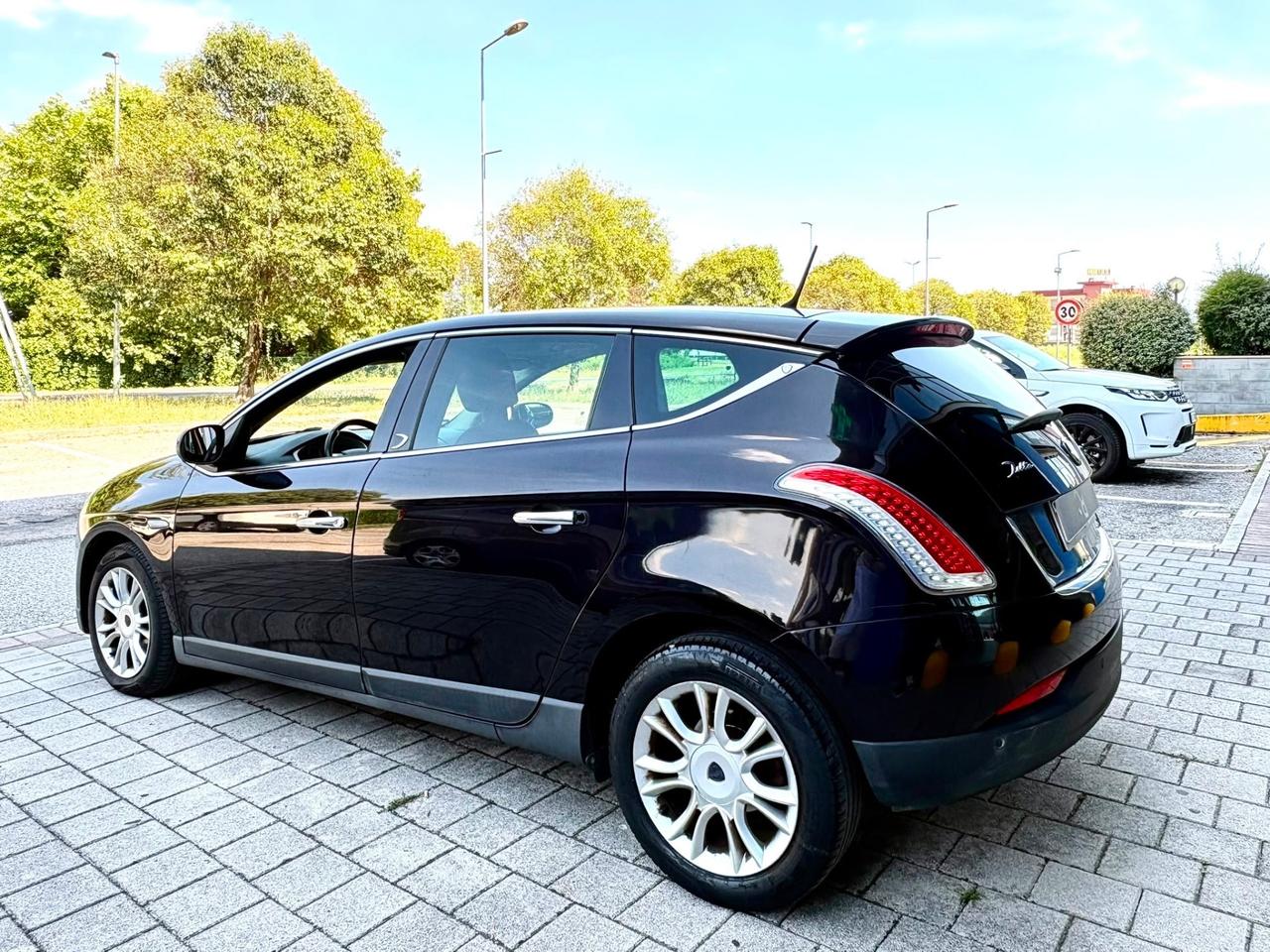 Lancia Delta 1.6 MJT Neopatentati