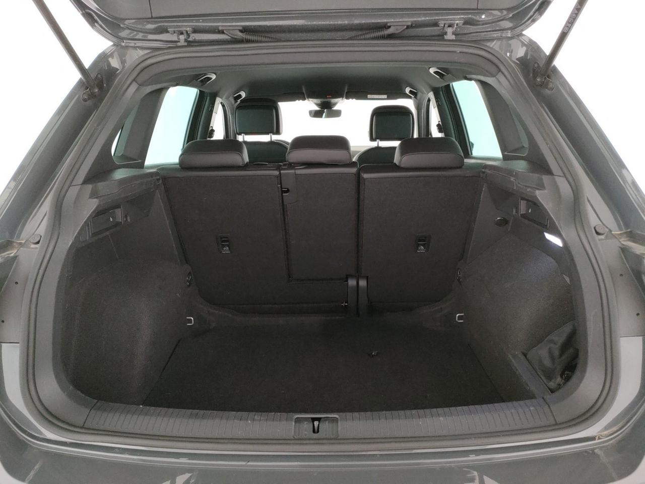 Volkswagen Tiguan 2.0 tdi r-line 150cv dsg