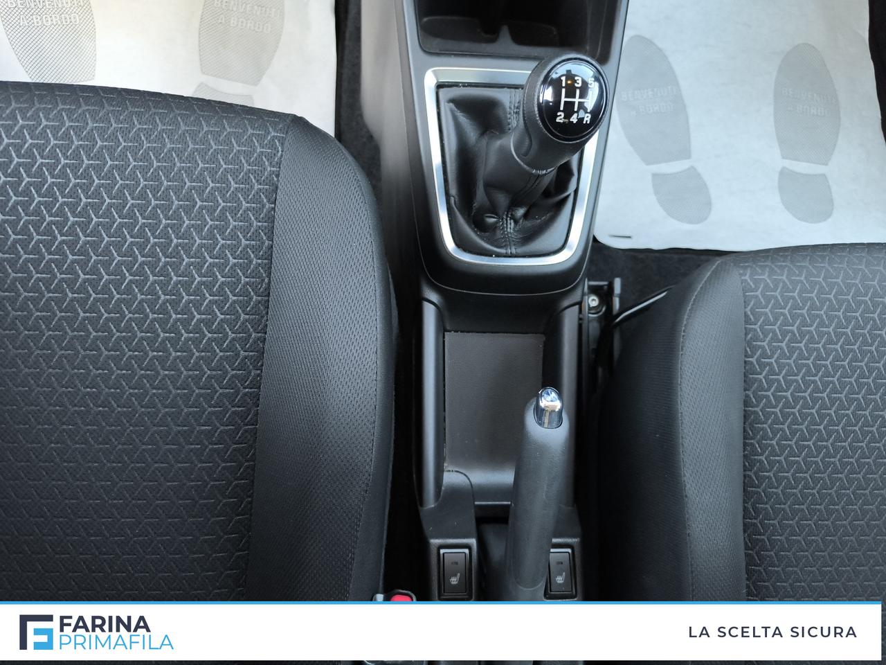 SUZUKI Swift VI 2020 - Swift 1.2h Top 2wd