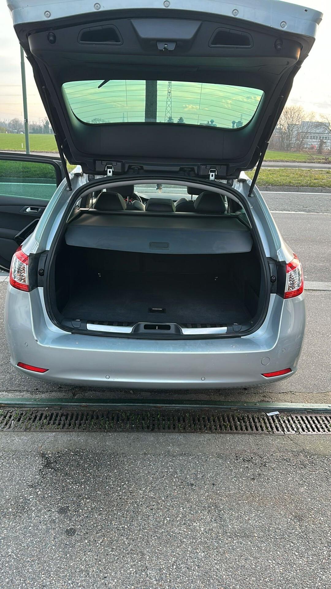 Peugeot 508 BlueHDi 180 EAT6 S&S SW GT