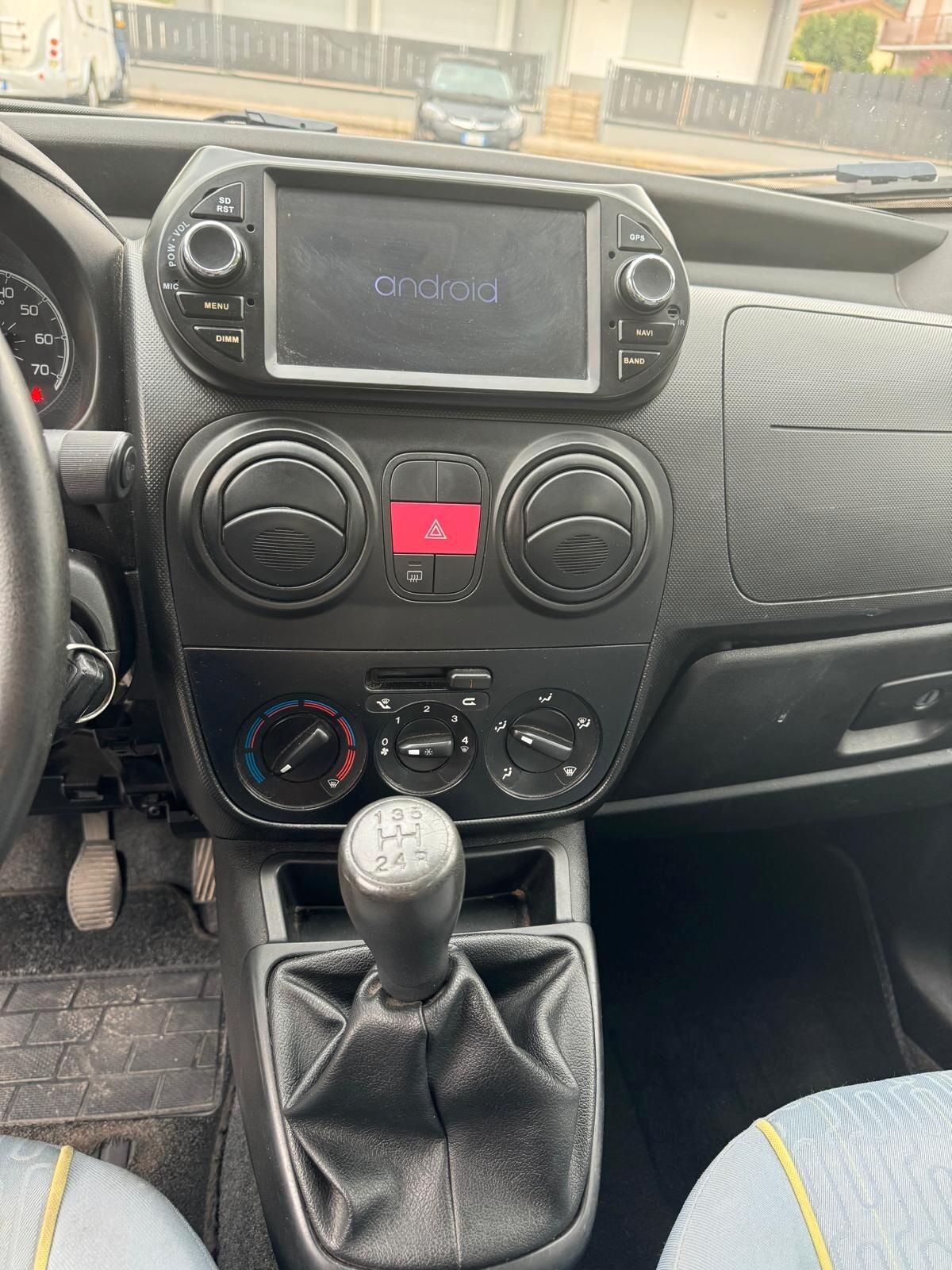 Peugeot Bipper Tepee 1.3 HDi 75 FAP Outdoor -gancio traino