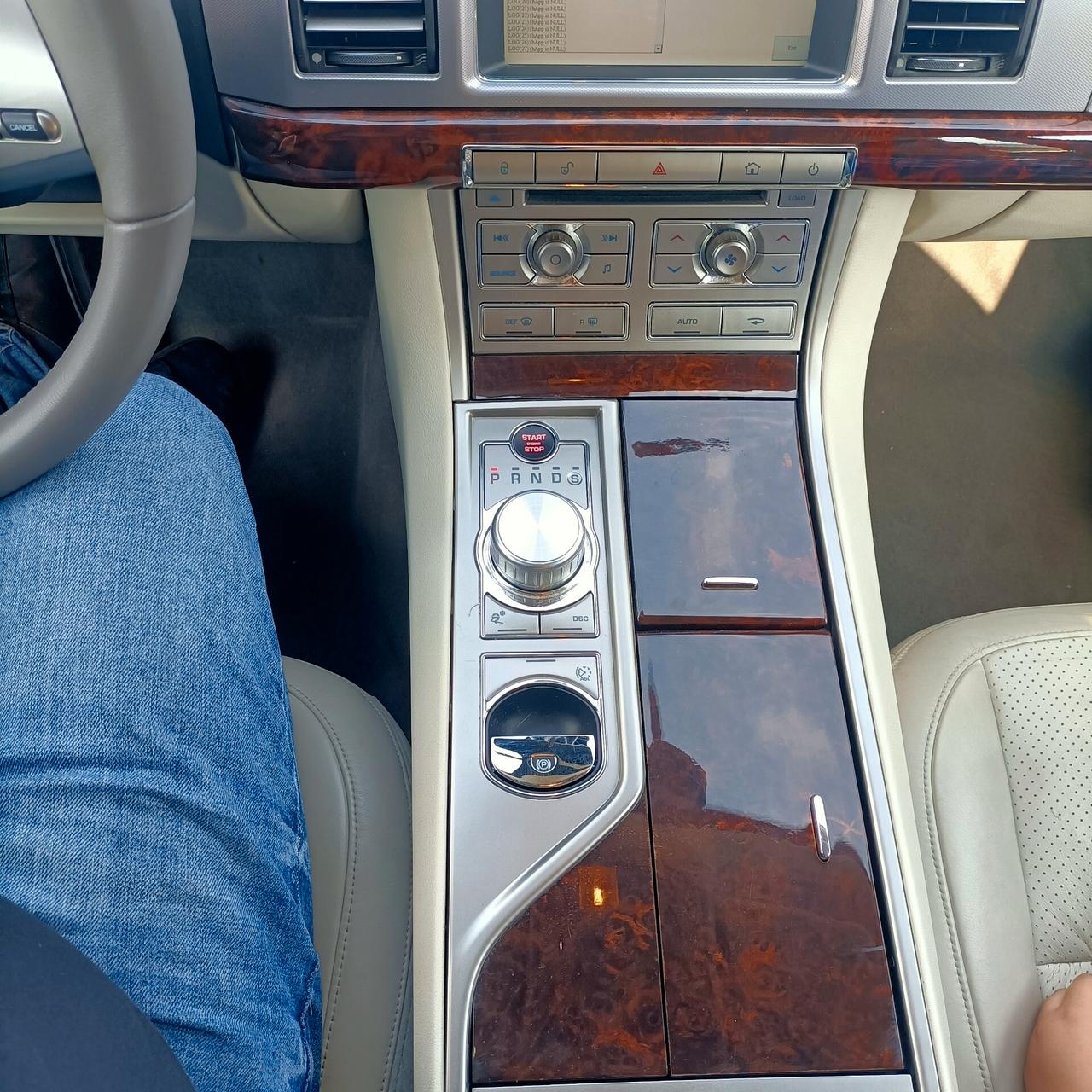 Jaguar XF 2.7D V6 PELLE BEIGE PERFETTO STATO