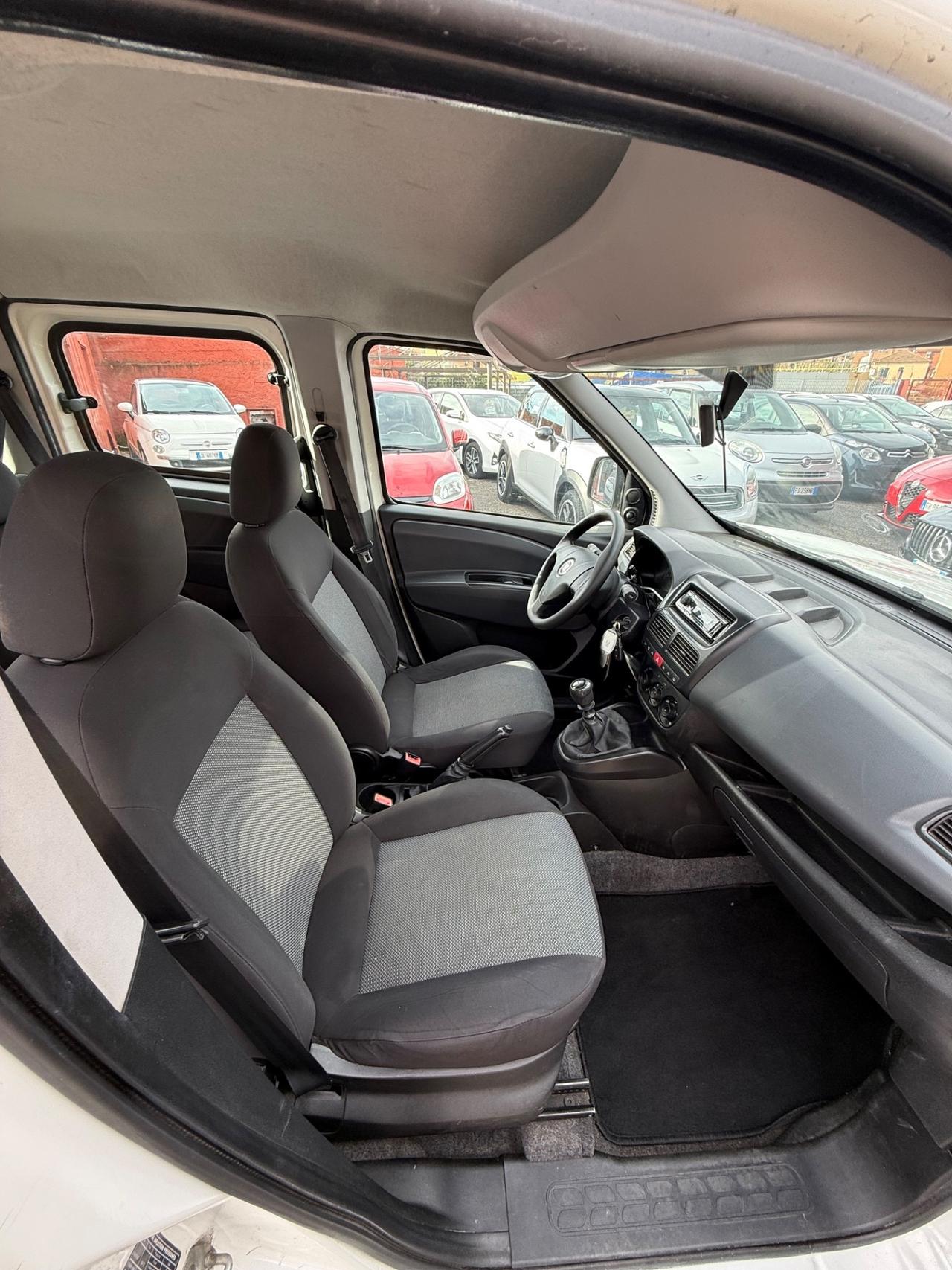 Doblò 1.6 MJT /( 80 mila ) UNIPRO/RATE/5 POSTI/PERMUTE