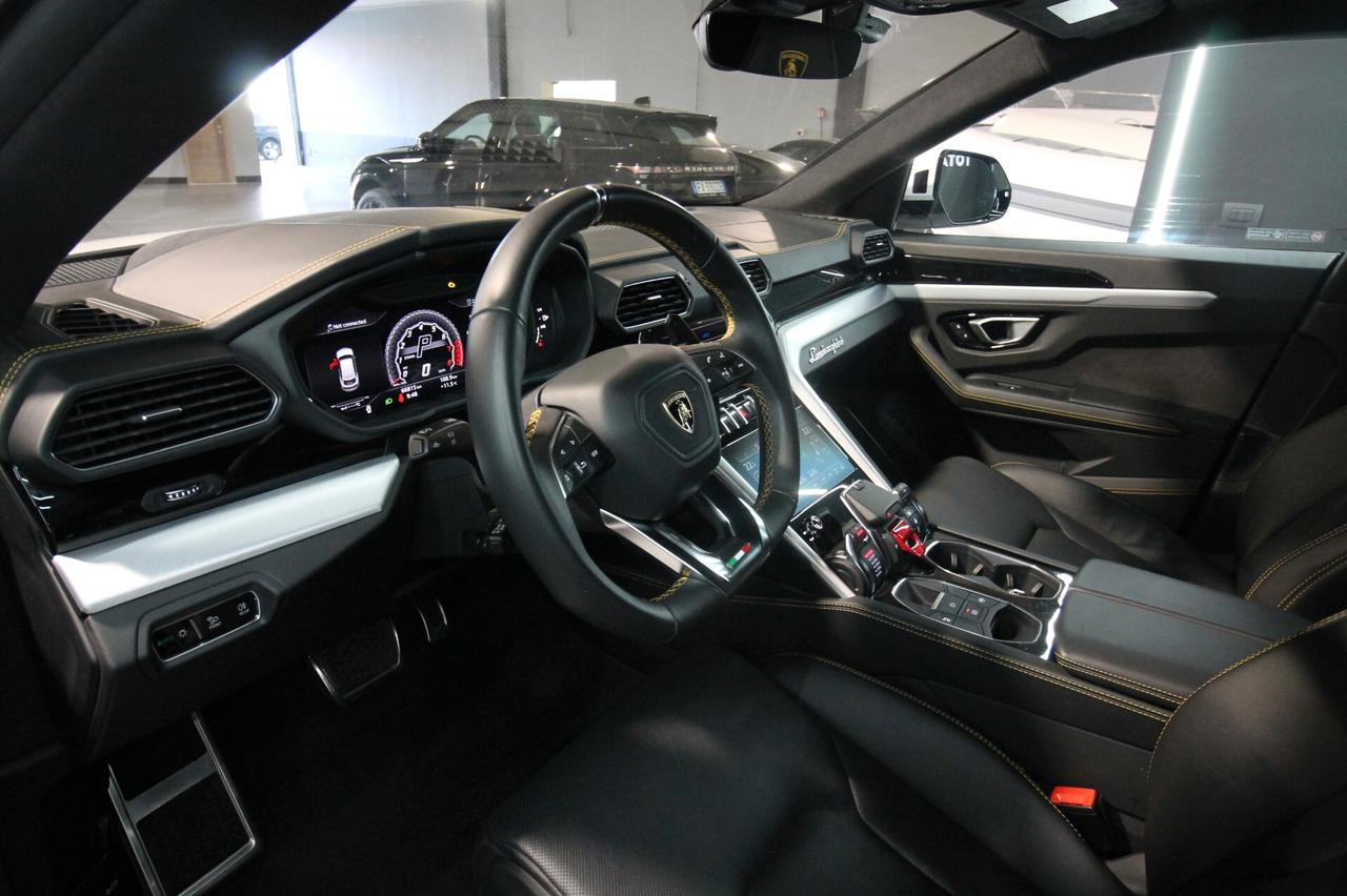 LAMBORGHINI URUS 4.0 650 CV