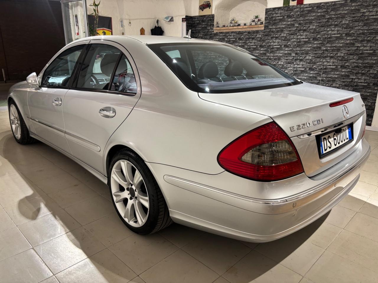 Mercedes-benz E 220 CDI cat EVO Avantgarde