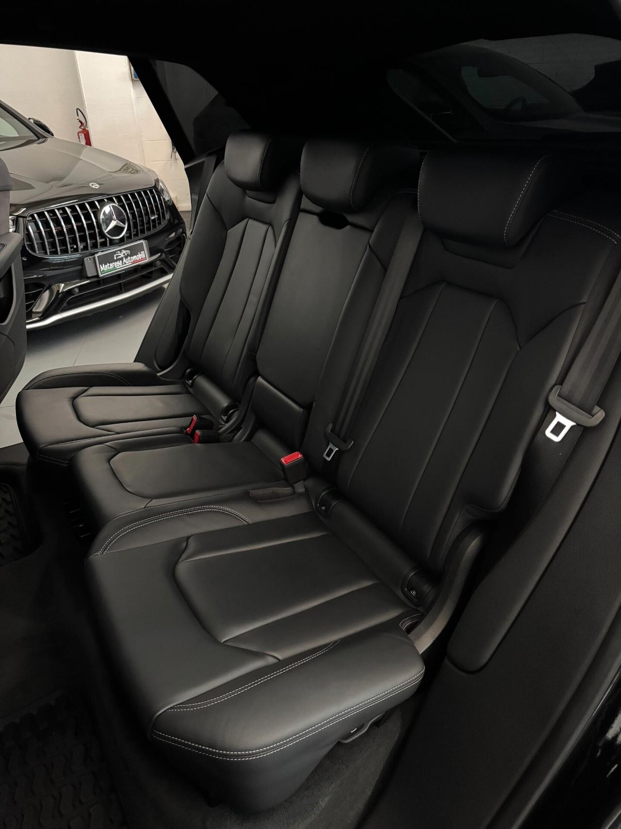 Audi Q8 S-Line Quattro 50 mhev tiptronic 3.0cc 286cv Finanziabile