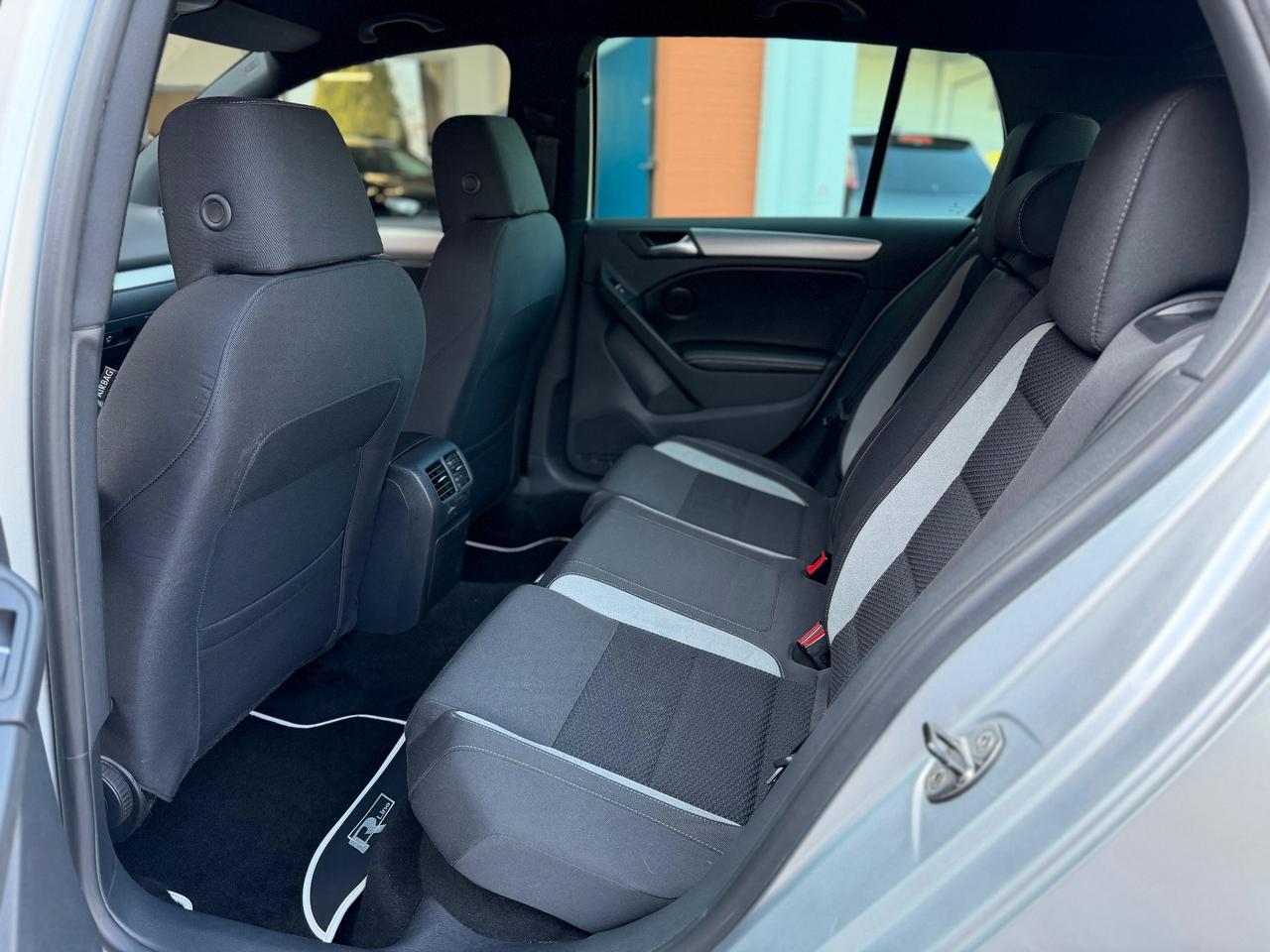 Volkswagen Golf 2.0 TSI 4mot. DSG 5p. R