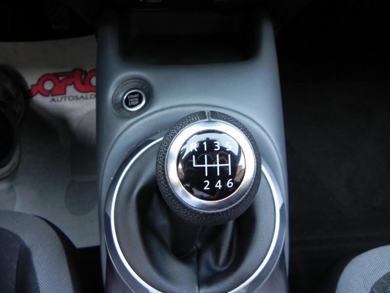 Nissan Juke 1.0 DIG-T 114 CV N-Connecta