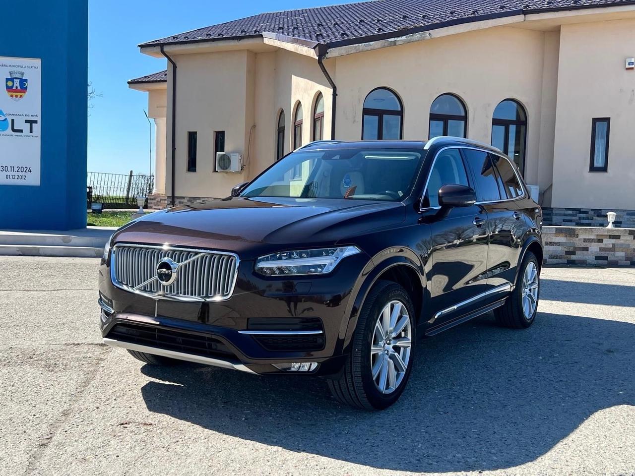 Volvo XC 90 XC90 D5 AWD Geartronic 7 posti Inscription