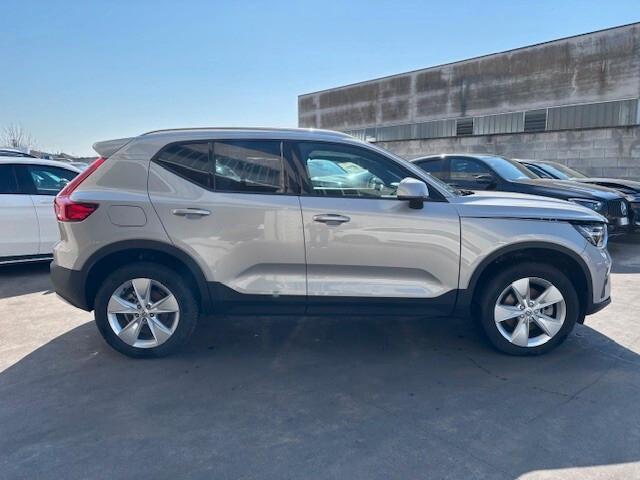 Volvo XC40 B3 automatico Core