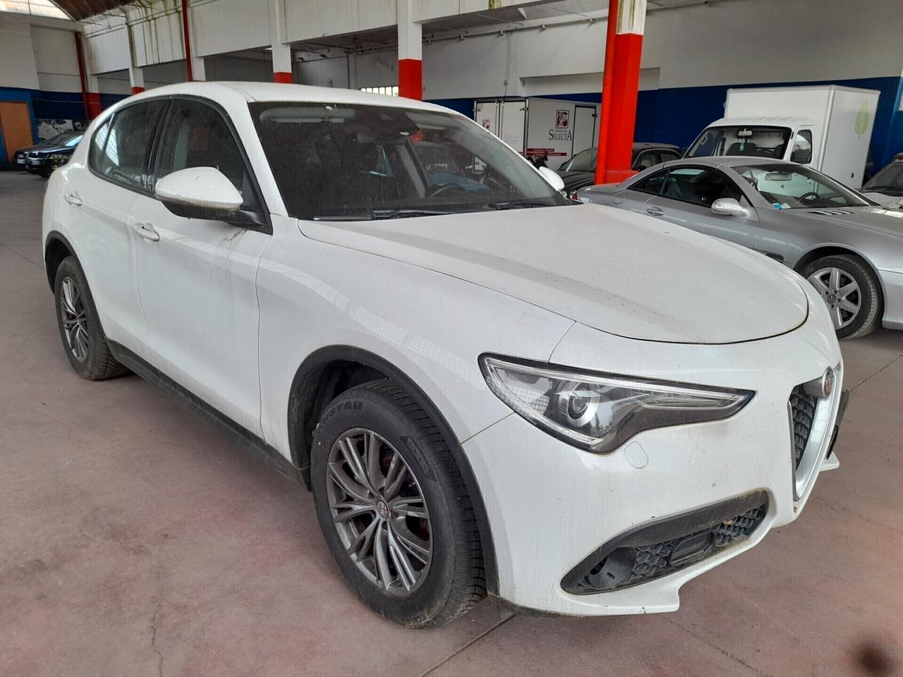 Alfa Romeo Stelvio 2.2 Turbodiesel 180 CV AT8 Q4 Executive