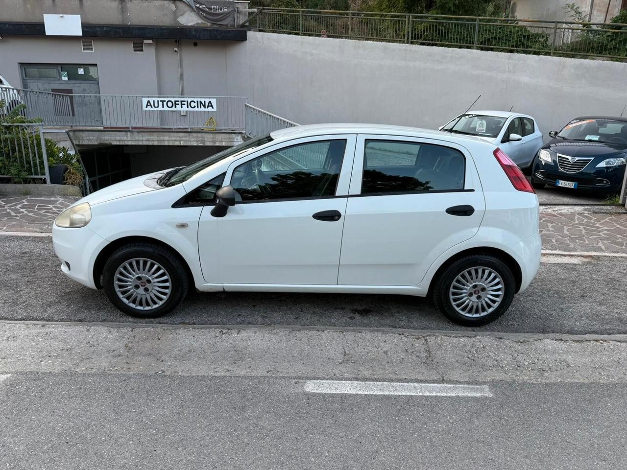 FIAT GRANDE PUNTO 1,3 MTJ 75 CV DYNAMIC 5P