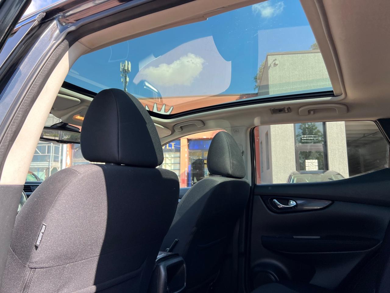 Nissan Qashqai 1.6 dCi X-Tronic 2WD Black Edition