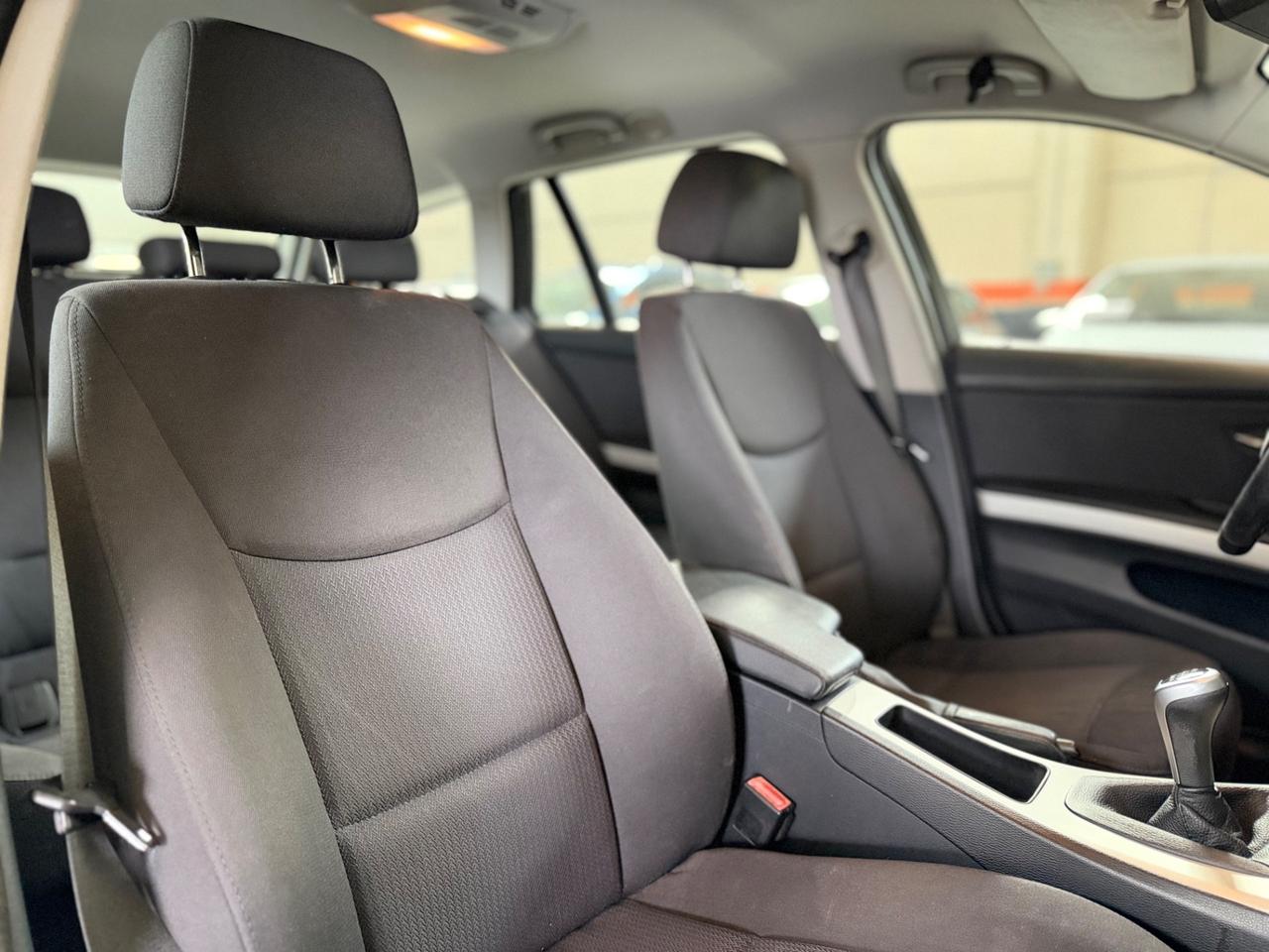 Bmw 318 318d 2.0 143CV cat Touring Attiva