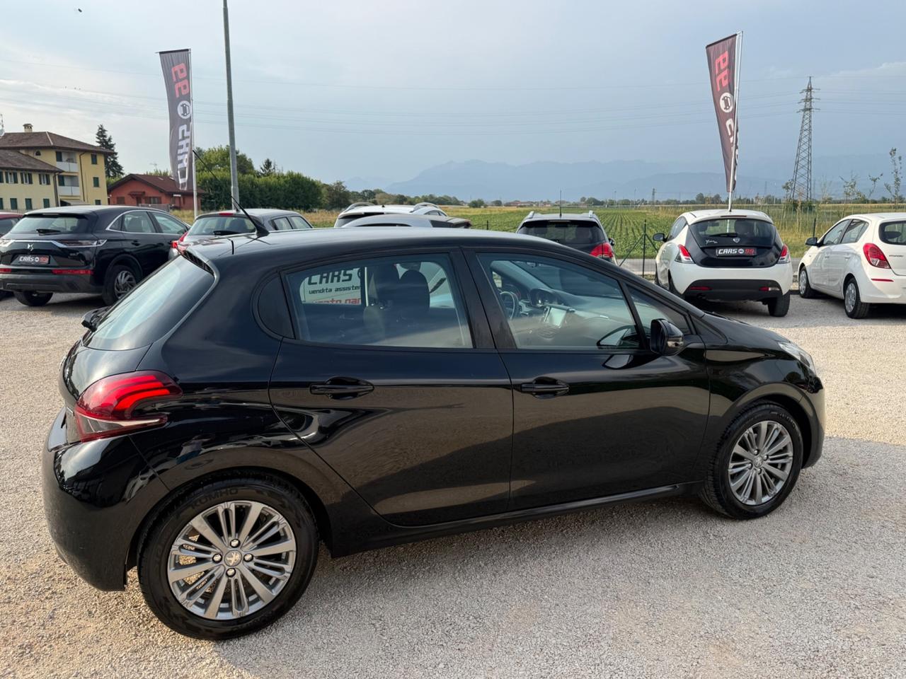 Peugeot 208 PureTech 82 5 porte Allure