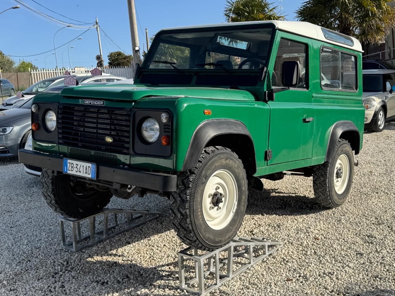 Land Rover Defender 90 2.5 Td5 Station Wagon