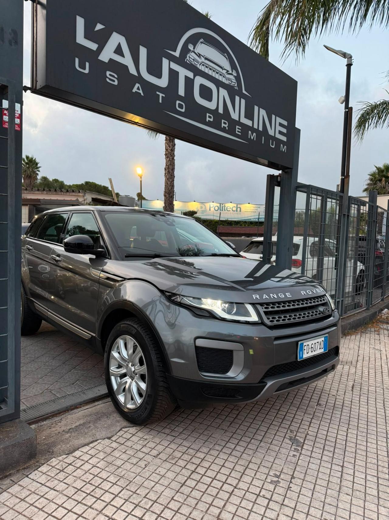 Land Rover Range Evoque 2.0 TD4 150 CV 5p. SE