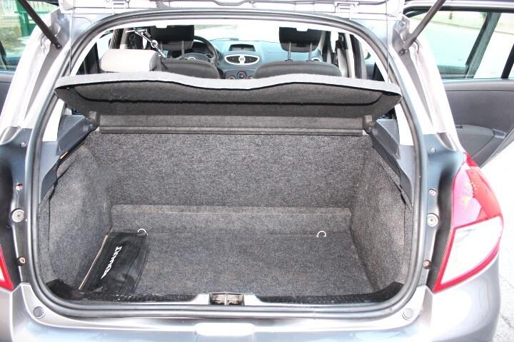 Renault Clio 1.2 5 porte Confort PACK 75.000km clima