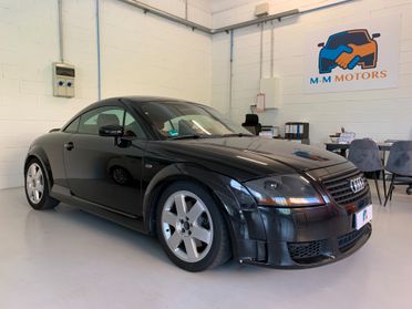 Audi TT Coupé 1.8 T 20V 225 CV cat quattro interni BASEBALL