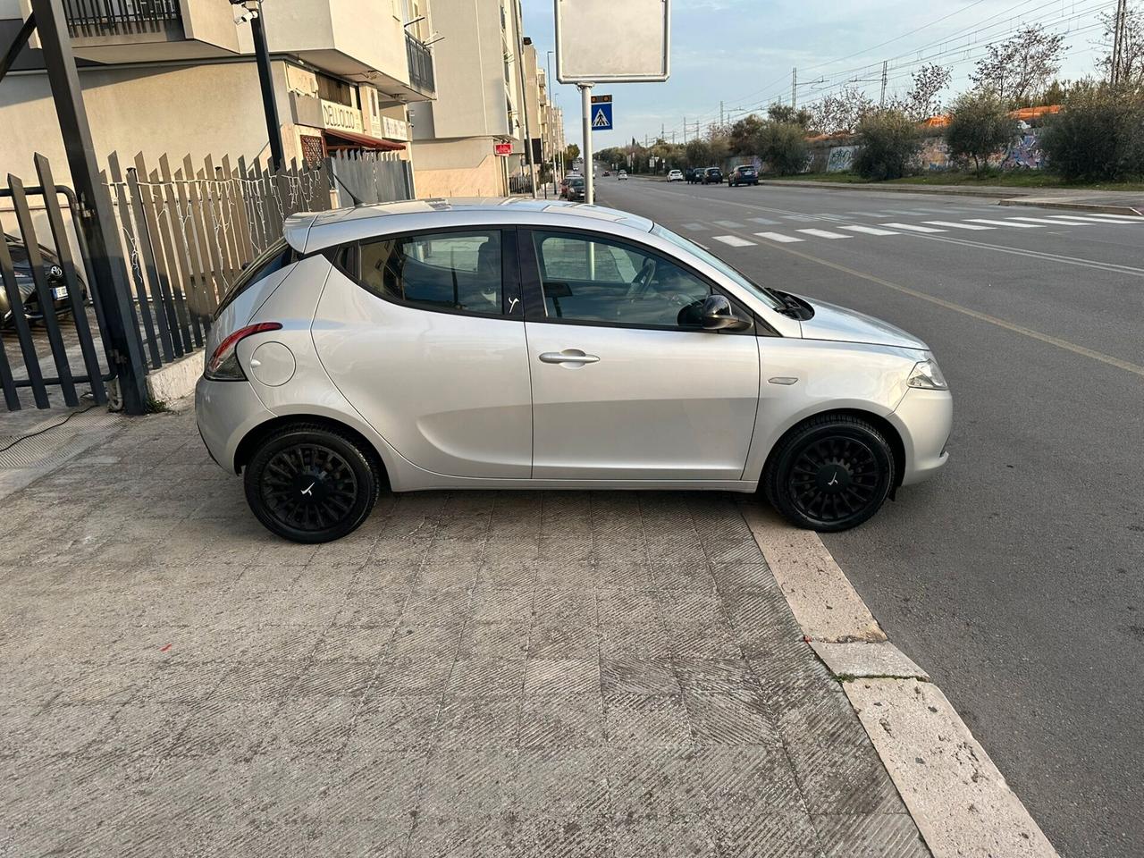 Lancia Ypsilon 1.3 MJT 16V 95 CV 5 porte S&S Elle