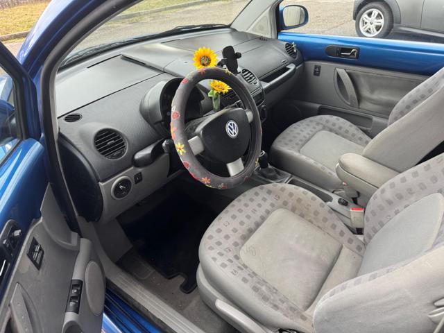 VOLKSWAGEN New Beetle 1.6