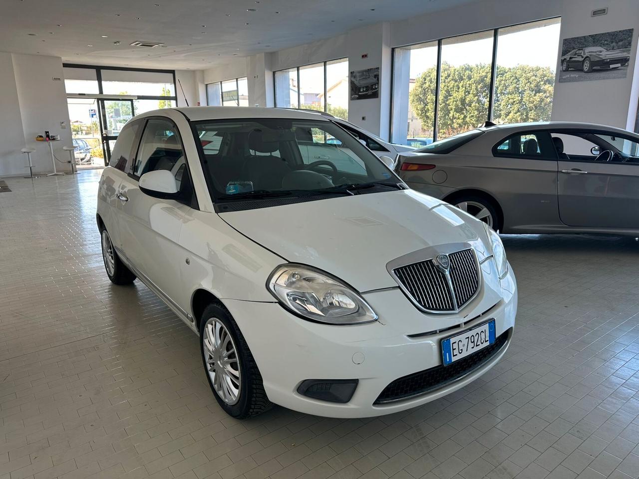 Lancia Ypsilon 1.4 Diva Ecochic GPL