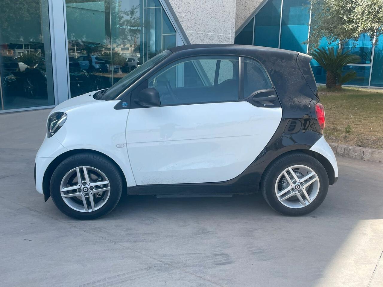 Smart ForTwo EQ Pure possibilità noleggio no scoring
