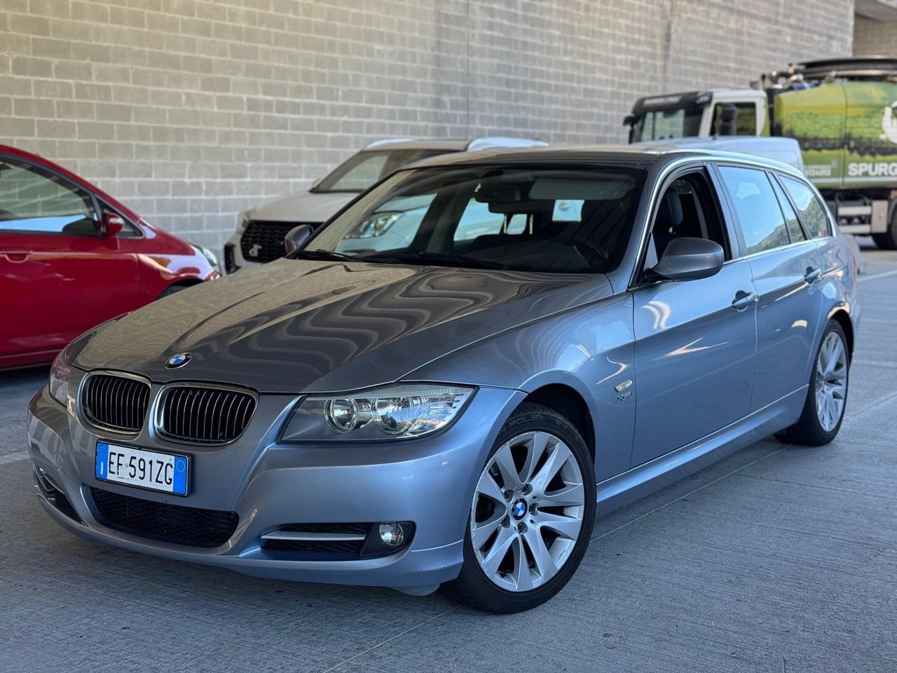 Bmw 320d 4x4 Touring Futura euro 5 - 2011