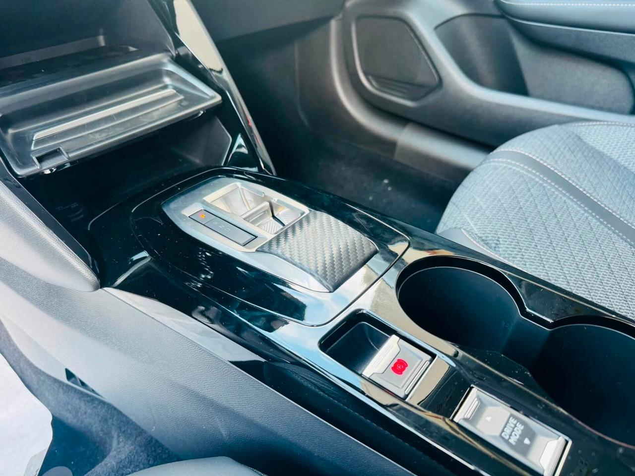 Peugeot 208 Hybrid 110 e-DCS6 Allure