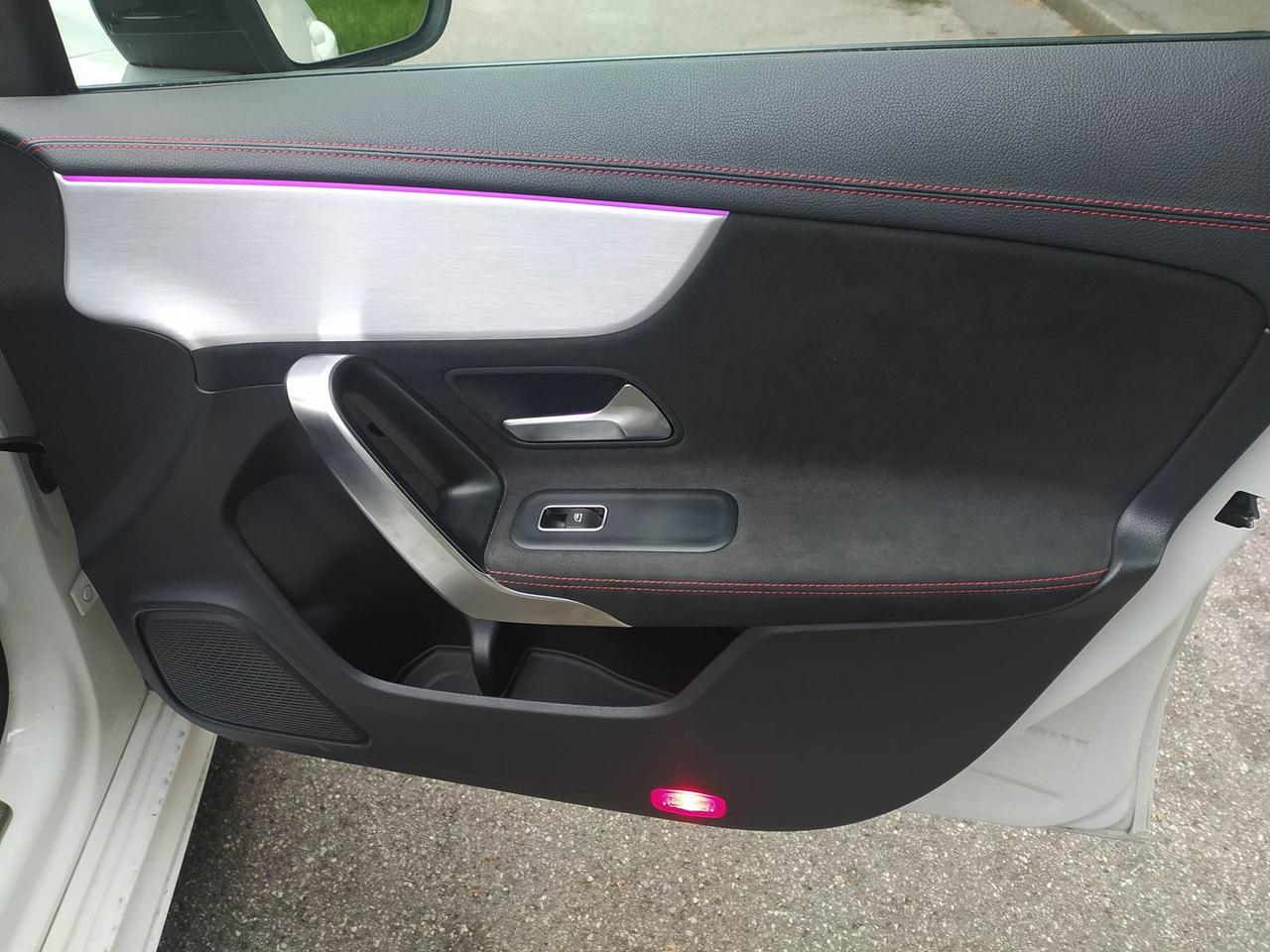 Mercedes-Benz CLA 220 Premium