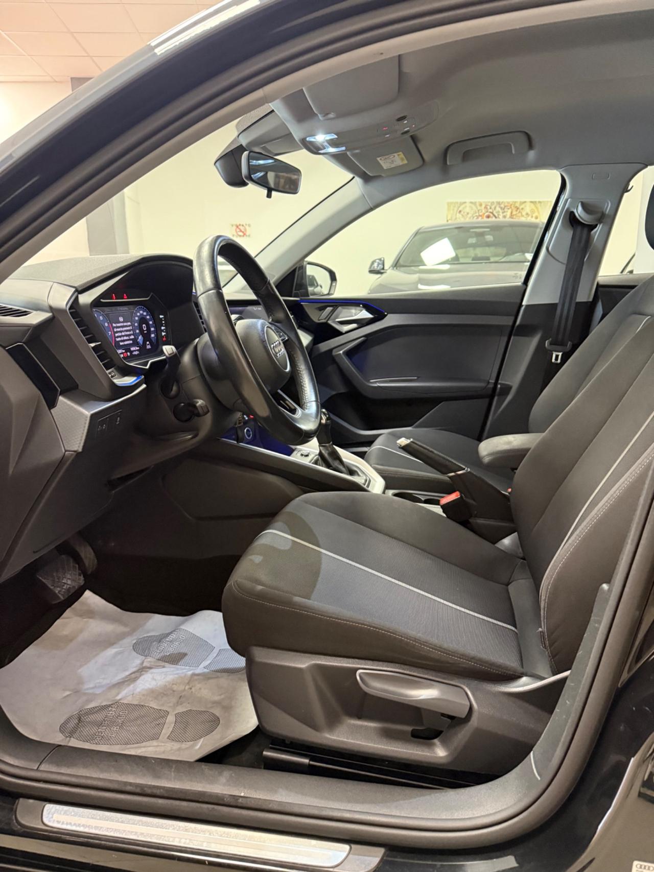 Audi A1 citycarver 30 TFSI S tronic Admired