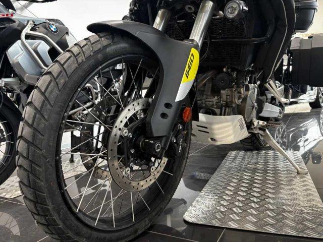 APRILIA Tuareg 660 -