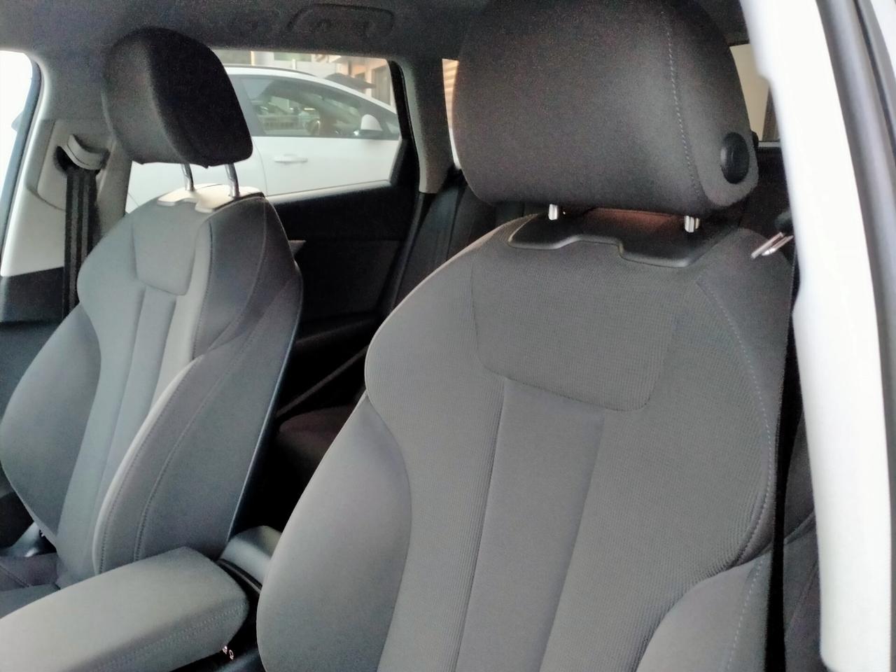 Audi A4 AVANT 2.0TDI ULTRA SPORT 150CV S.TRONIC UNIPROPRIETARIO