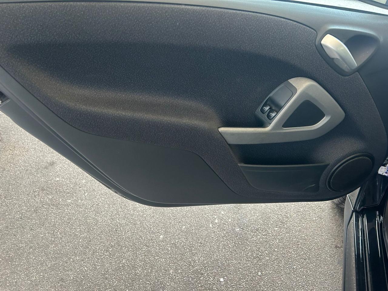 Smart ForTwo 1000 62 kW coupé passion