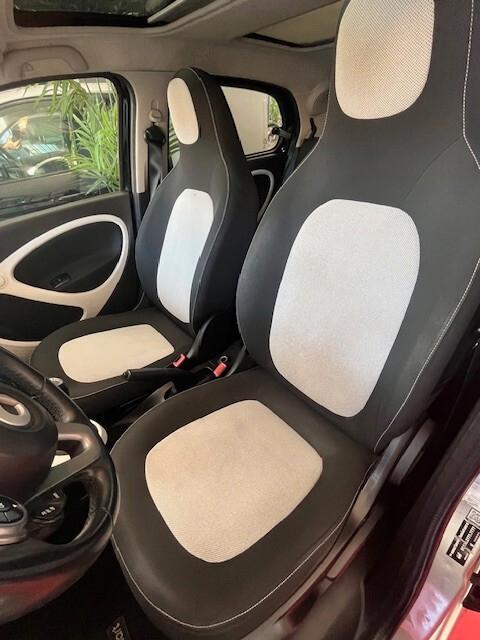 SMART FOR FOUR 1.0 PASSION TETTO PANORAMICO OK NEOPATENTATI