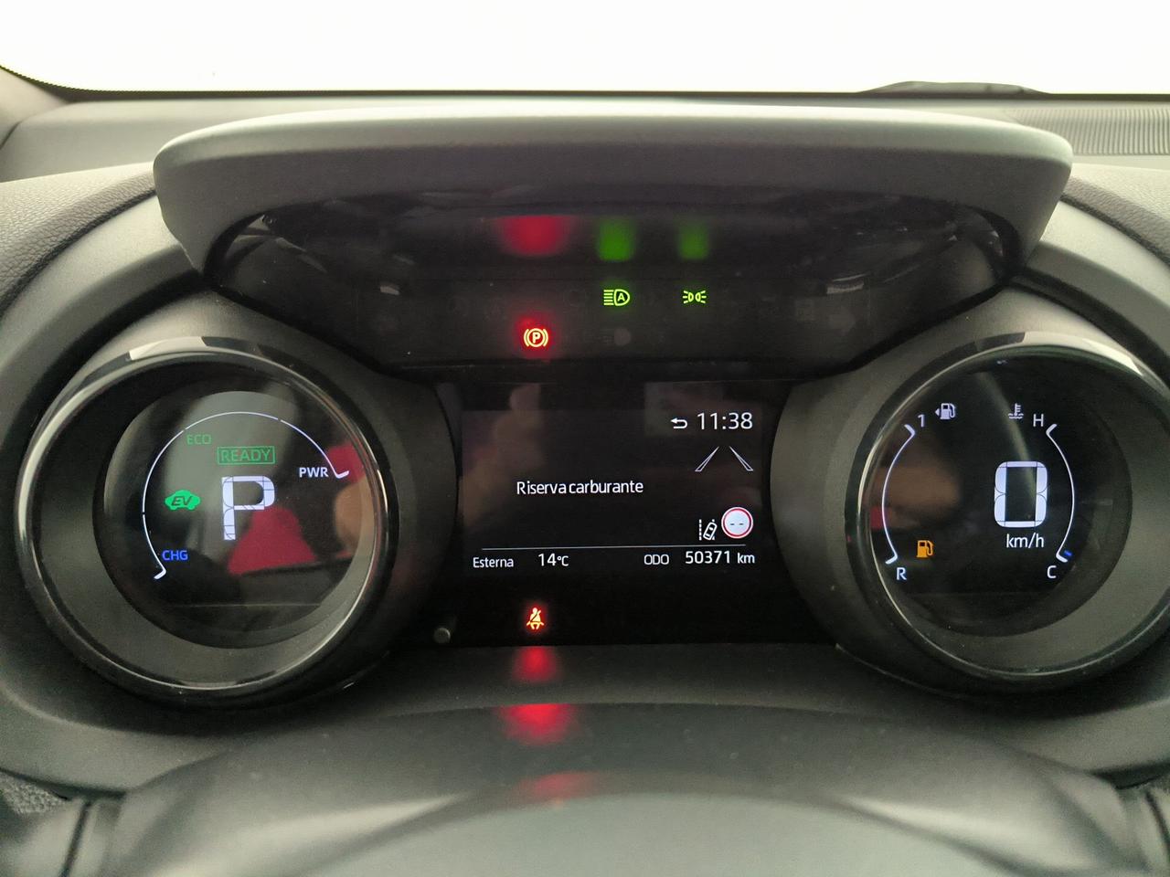 Toyota Yaris 1.5h lounge