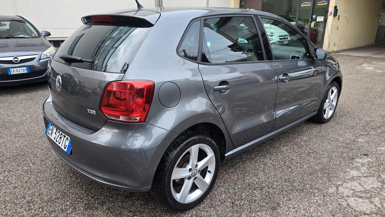 Volkswagen Polo 1.6 TDI 90CV DSG Highline Neopatentati