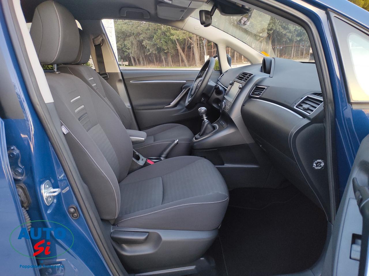 Toyota Verso 1.6 D-4D - 110cv 5 POSTI AUTOCARRO