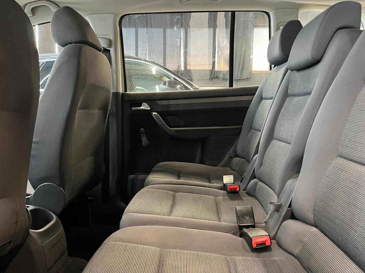 Volkswagen Touran 1.9 TDI 105CV Conceptline 7 POSTI UNICO PROPRIETARIO