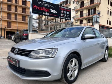 Volkswagen Jetta 1.6 TDI BlueMotion Technology 2012