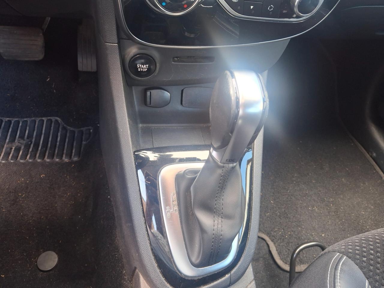 Renault Clio dCi 8V 90CV EDC Start&Stop 5 porte automatica modello full