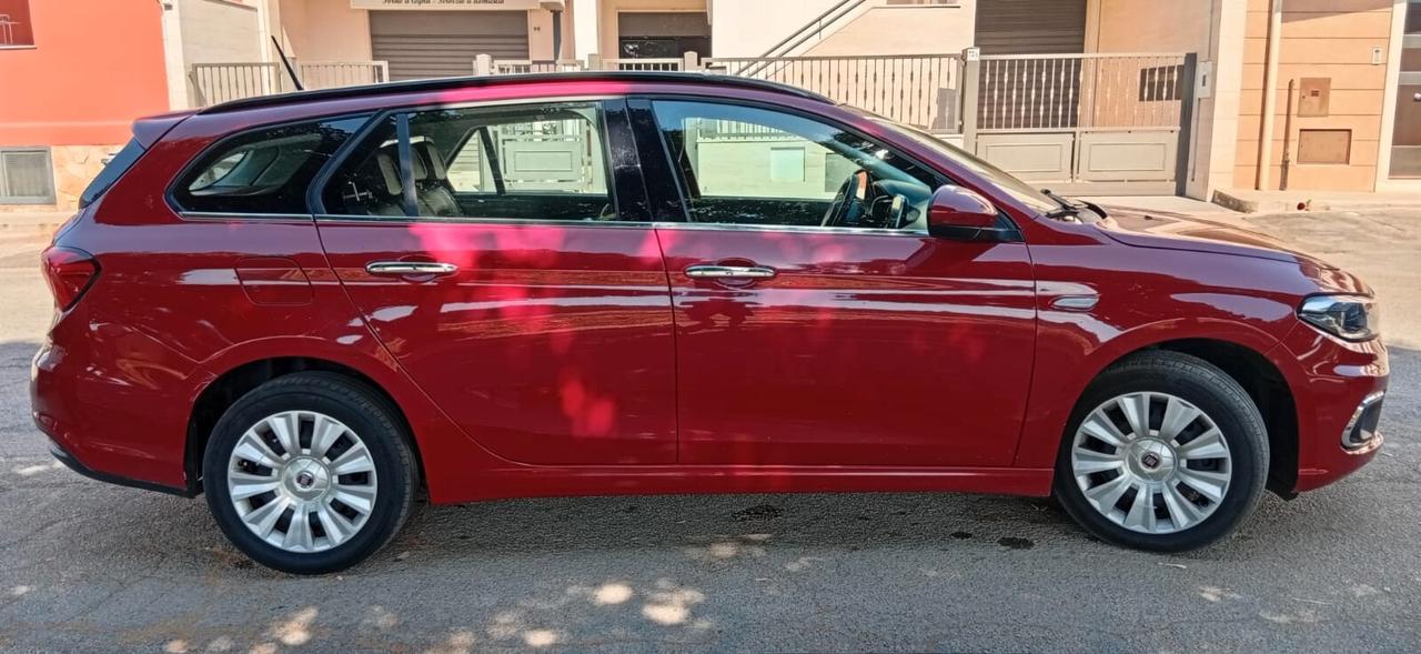 Fiat Tipo 1.6 Mjt S&S SW Lounge *CAMBIO AUTOMATICO*